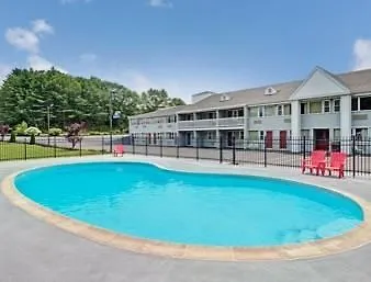 Days Inn By Wyndham Kittery 